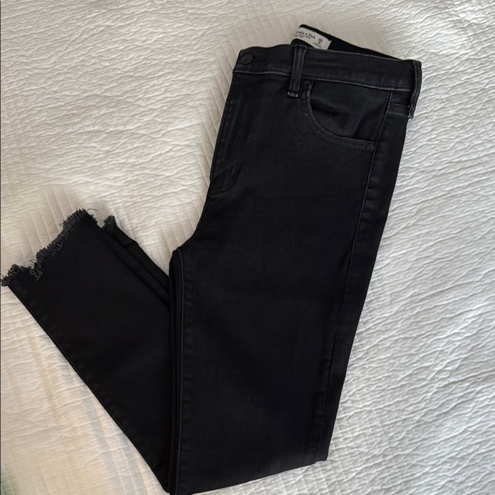 Women's Black Jeans